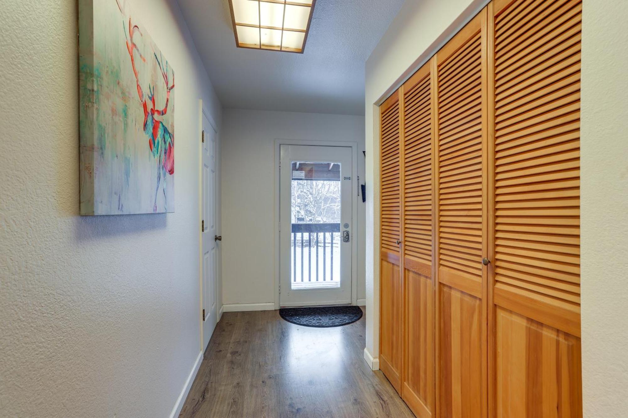 Waterfront Apt, Walk To Town And Coastal Trail! 安克拉治 外观 照片